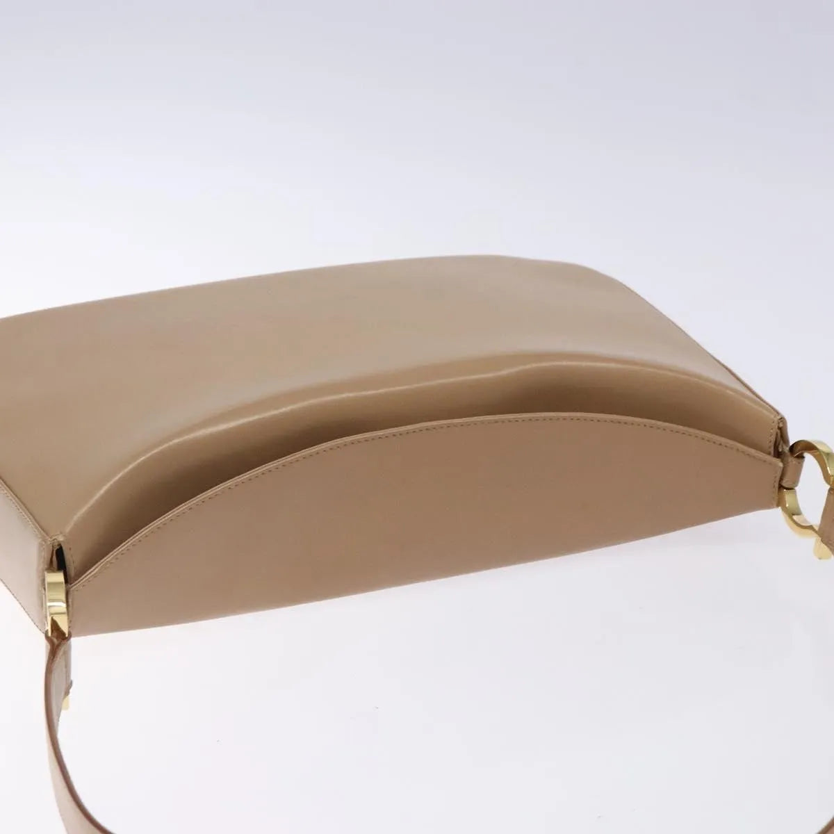Salvatore Ferragamo Gancini Leather Beige Leather Shoulder Bag Bag (Pre-Owned)