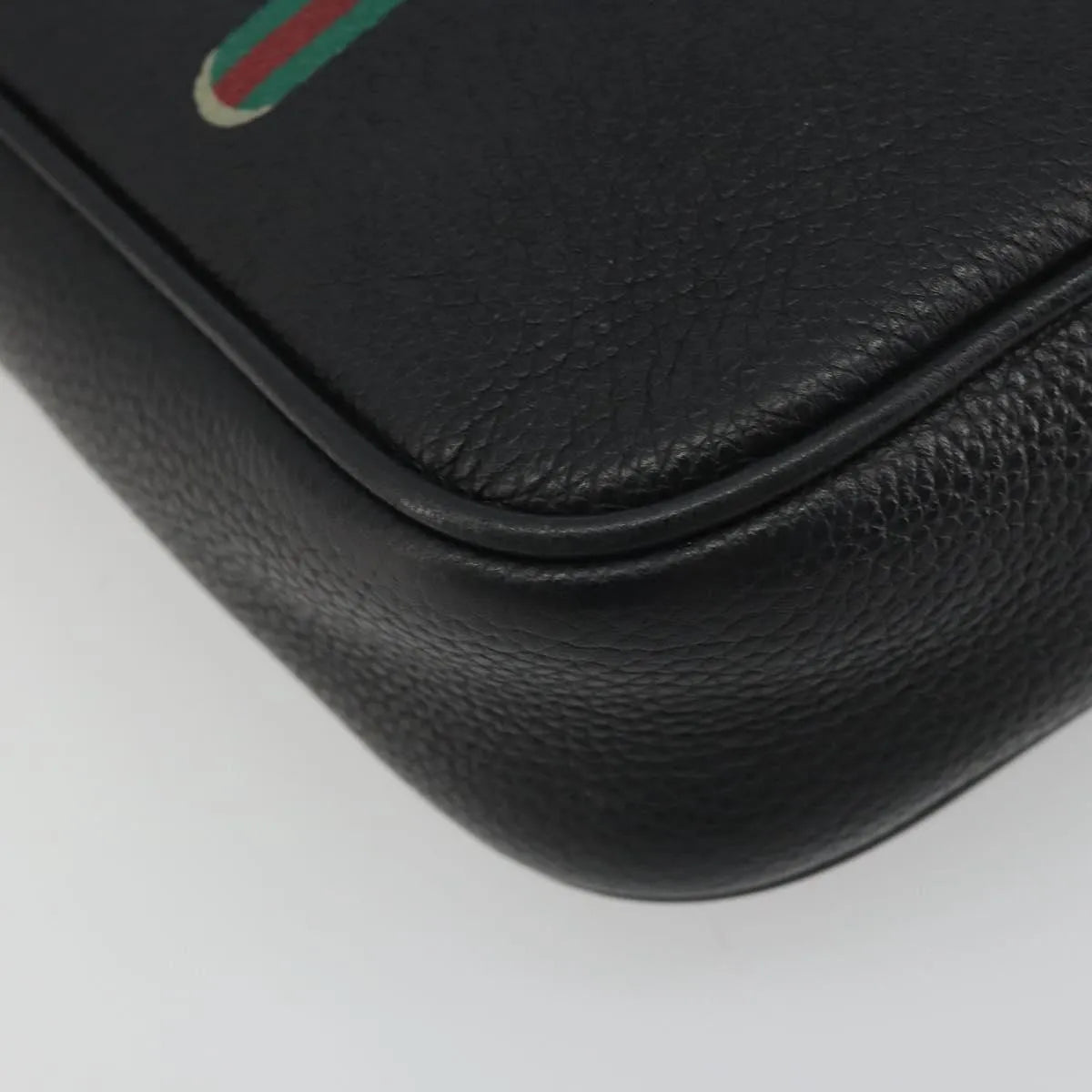 Gucci Logo Zip Messenger Printed Leather Black Leather Clutche & Pouche Bag (Pre-Owned)