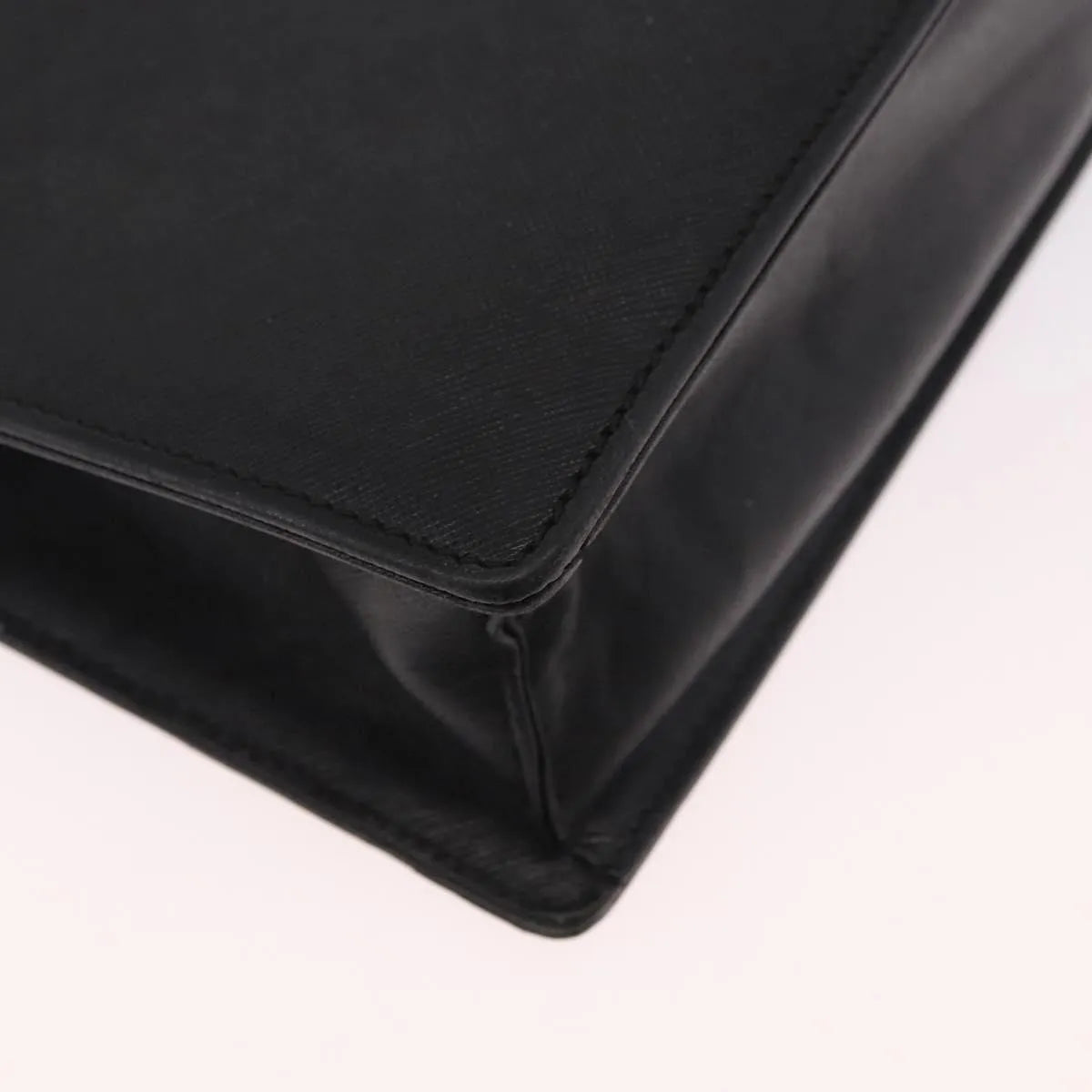 Burberry Vintage Leather Black Leather Briefcase Bag (Pre-Owned)