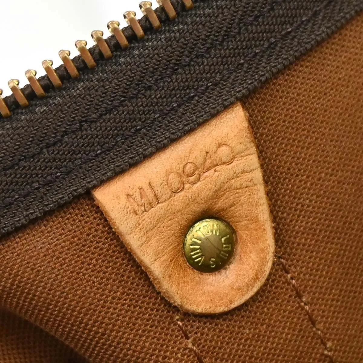 Louis Vuitton Keepall Bag Monogram Canvas Brown Canvas Travel Bag Bag (Pre-Owned)