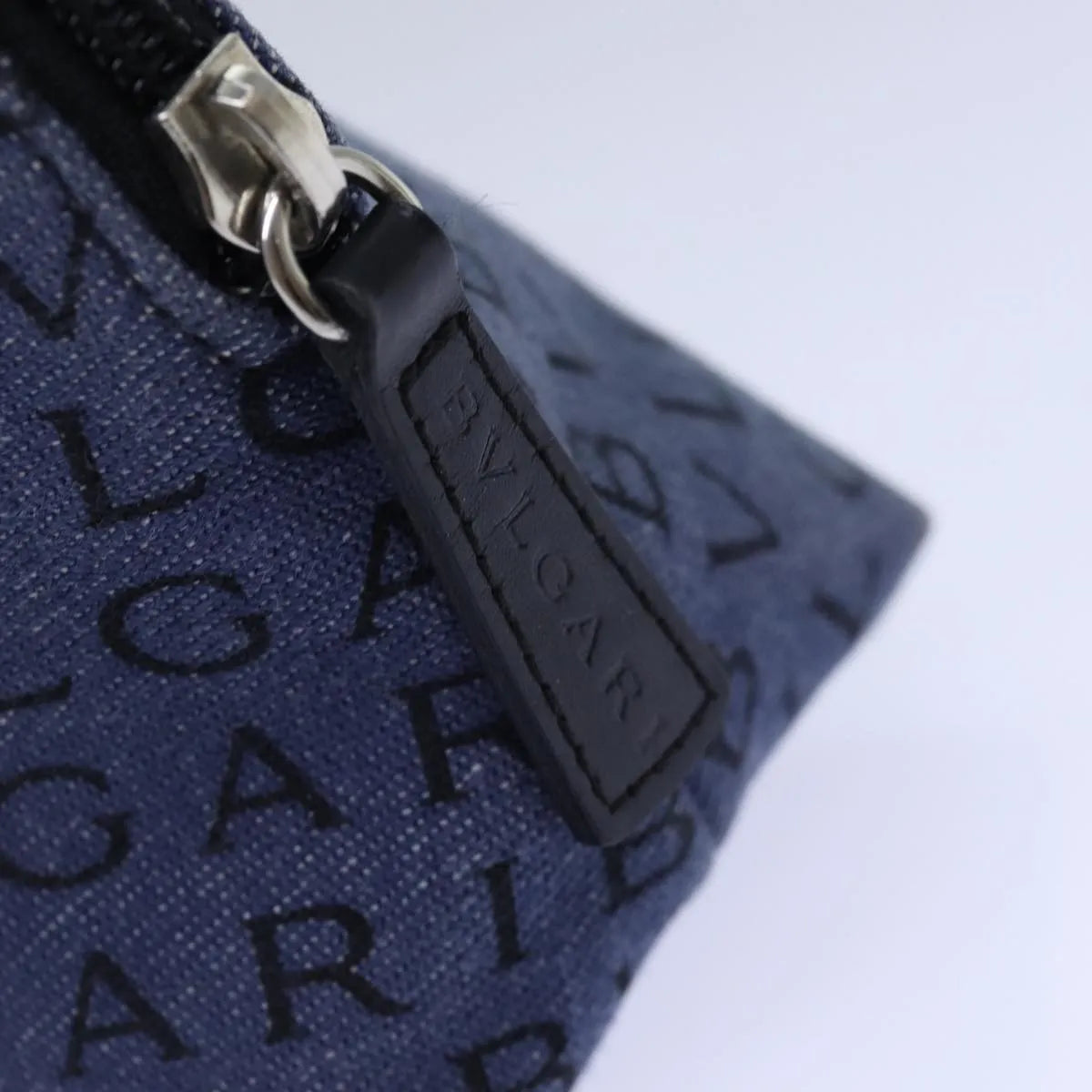 Bvlgari Pouch Canvas Blue Canvas Clutche & Pouche Bag (Pre-Owned)