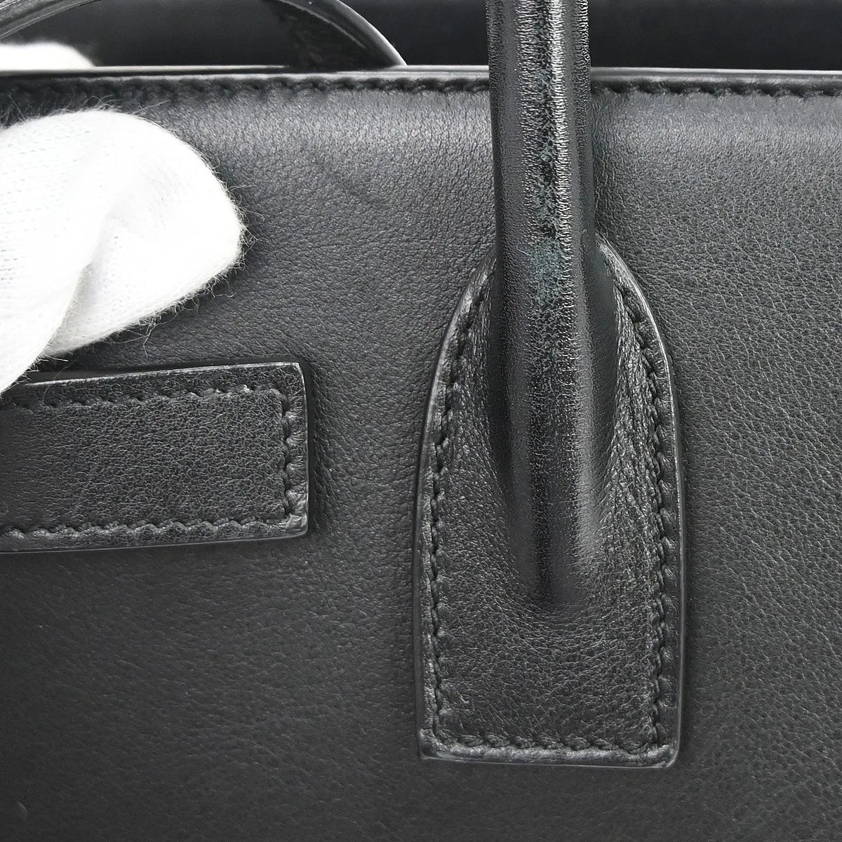 Saint Laurent Sac De Jour Leather Black Leather Handbag (Pre-Owned)
