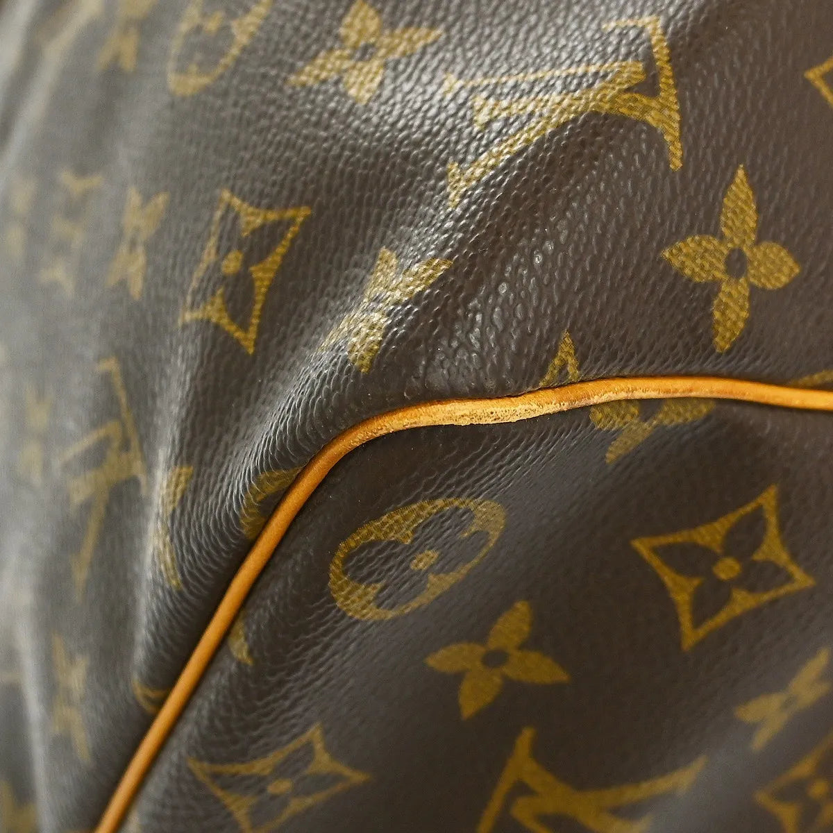 Louis Vuitton Keepall Monogram Canvas Brown Canvas Travel Bag Bag (Pre-Owned)
