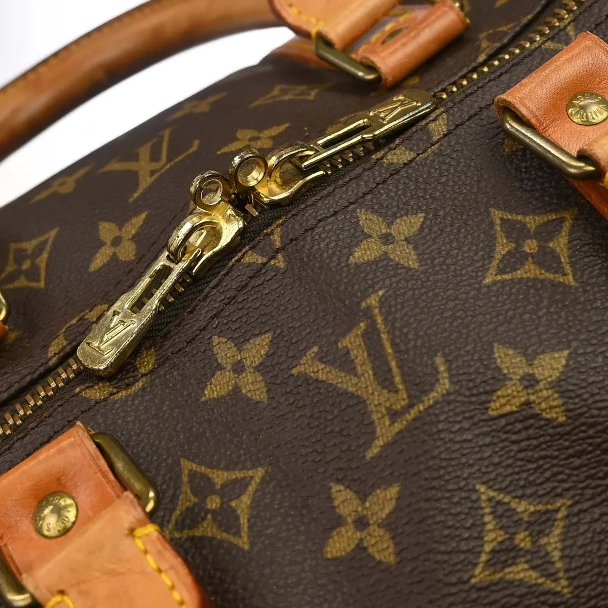 Louis Vuitton Keepall Monogram Canvas Brown Canvas Travel Bag Bag (Pre-Owned)