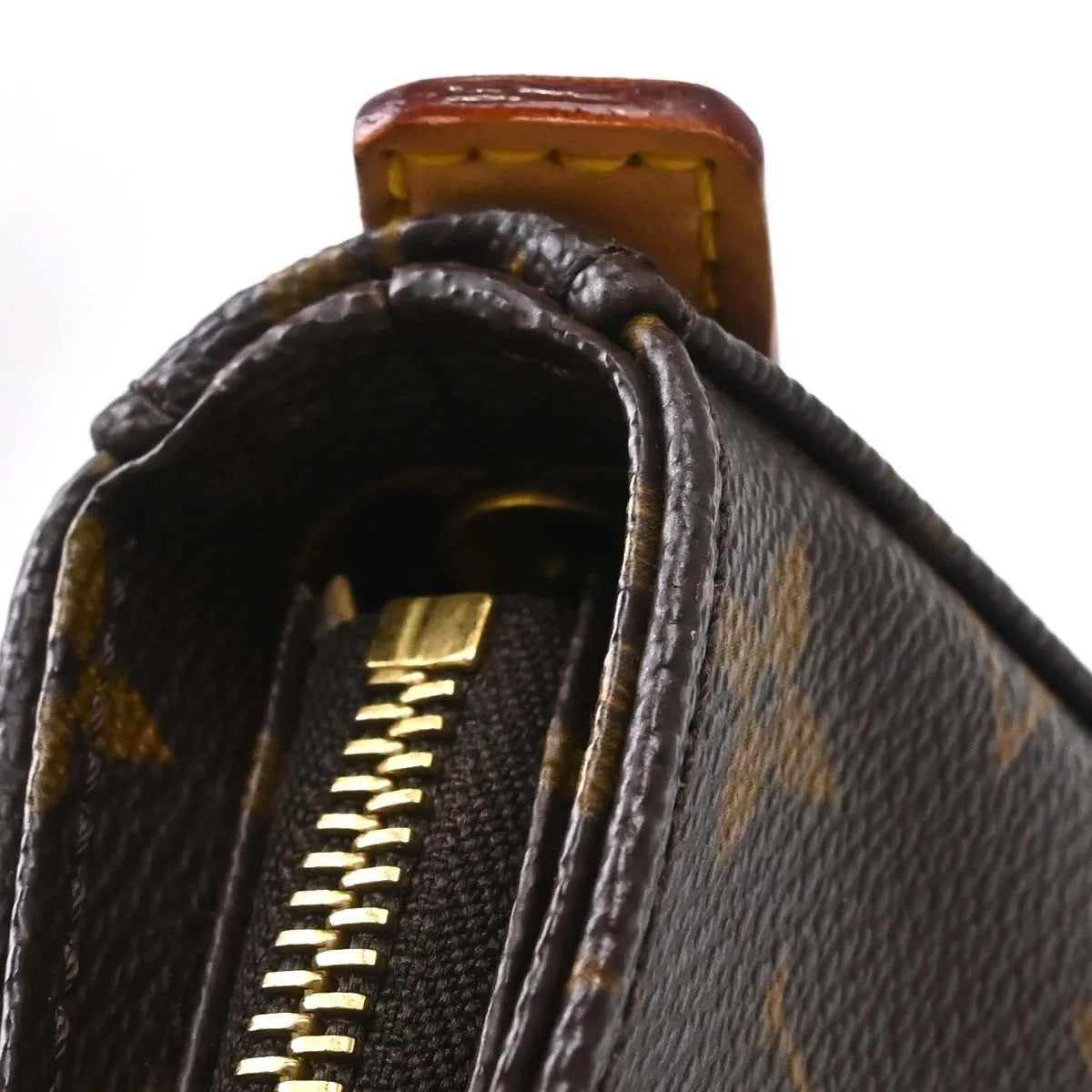 Louis Vuitton Monogram Looping Monogram Canvas Brown Canvas Shoulder Bag Bag (Pre-Owned)