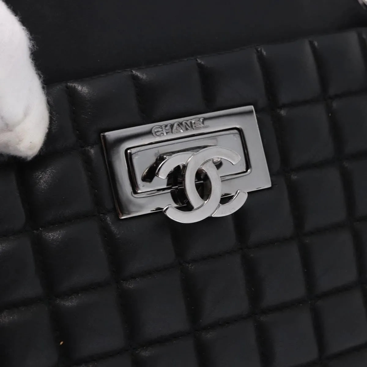 Chanel Cc Lock Bubble Tote Quilted Iridescent Calfskin Black Leather Tote Bag Bag (Pre-Owned)