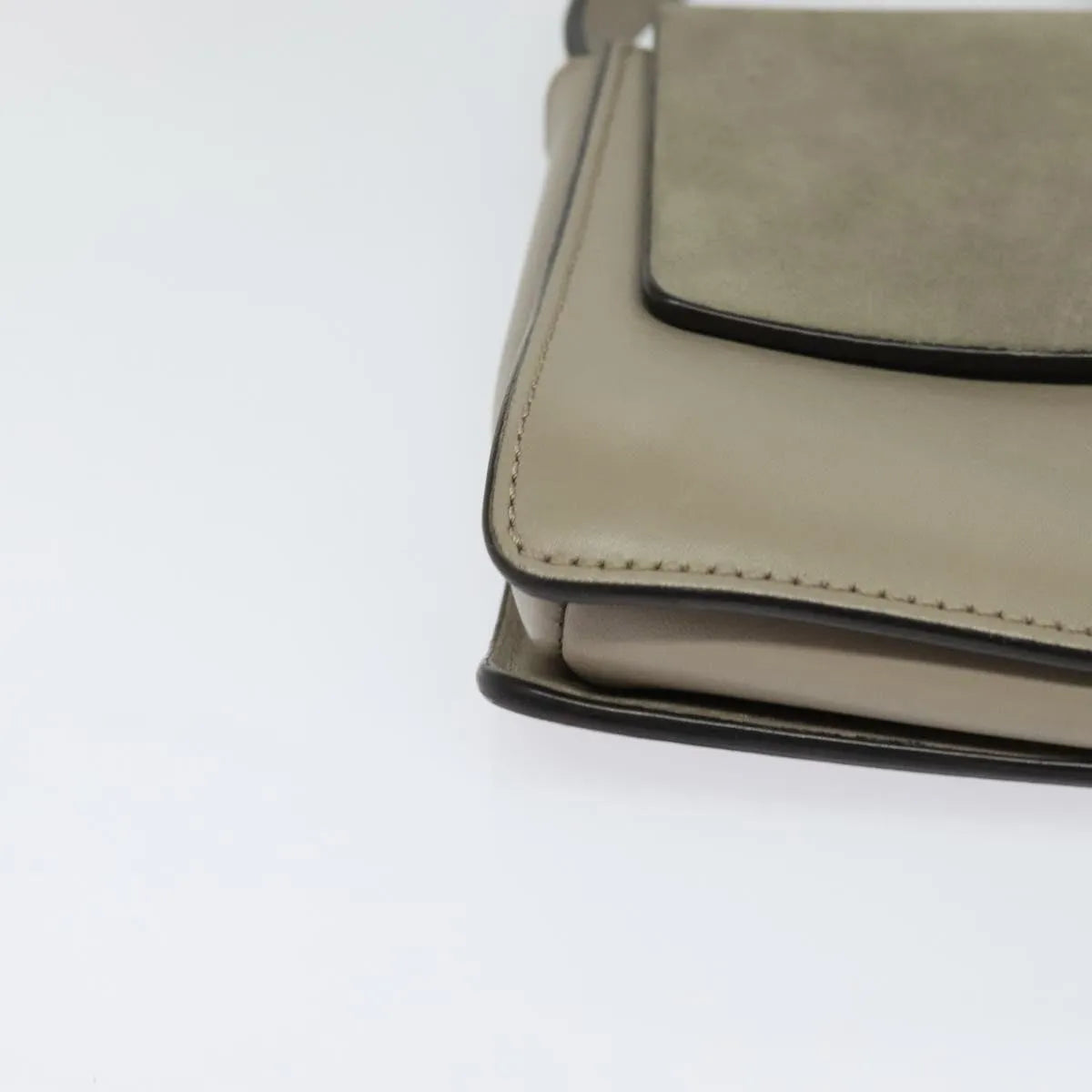 Chloe Faye Shoulder Bag Leather And Suede Beige Leather Shoulder Bag Bag (Pre-Owned)