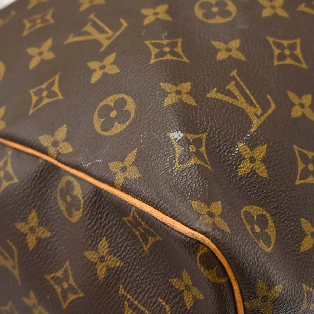 Louis Vuitton Keepall Monogram Canvas Brown Canvas Travel Bag Bag (Pre-Owned)