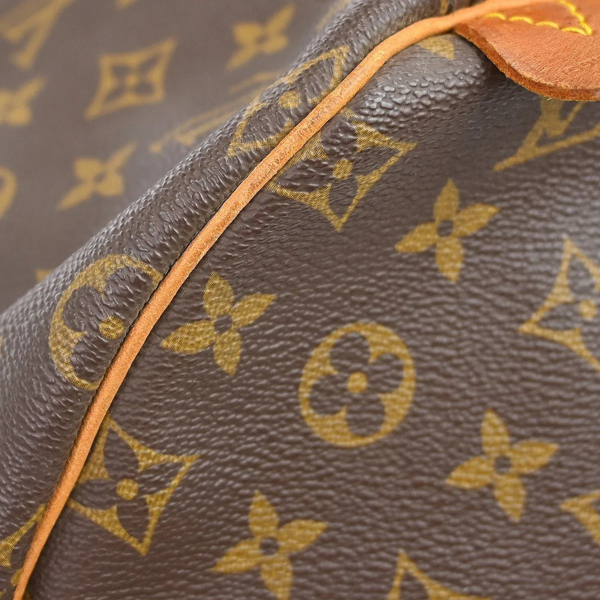 Louis Vuitton Keepall Monogram Canvas Brown Canvas Travel Bag Bag (Pre-Owned)