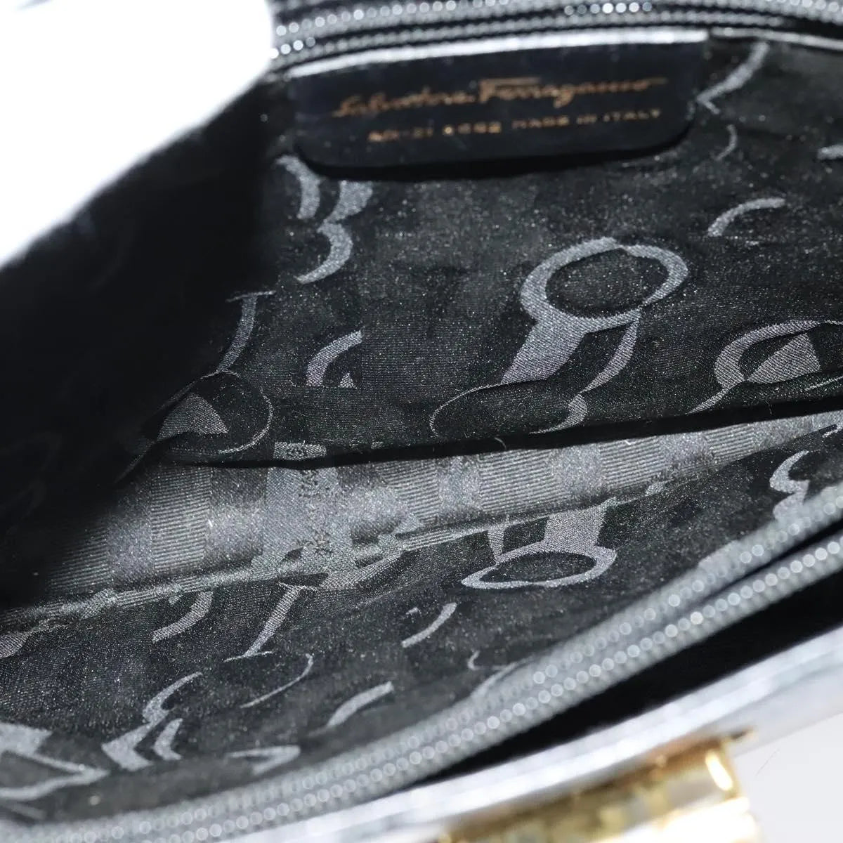 Salvatore Ferragamo Gancio Flap Hobo Leather Black Leather Shoulder Bag Bag (Pre-Owned)