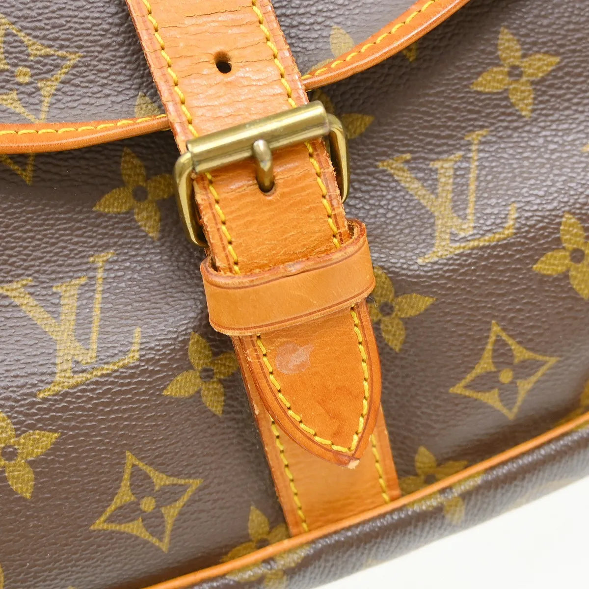 Louis Vuitton Saumur Monogram Canvas Brown Canvas Shoulder Bag Bag (Pre-Owned)