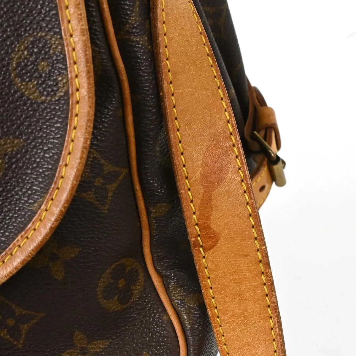 Louis Vuitton Saumur Monogram Canvas Brown Canvas Shoulder Bag Bag (Pre-Owned)