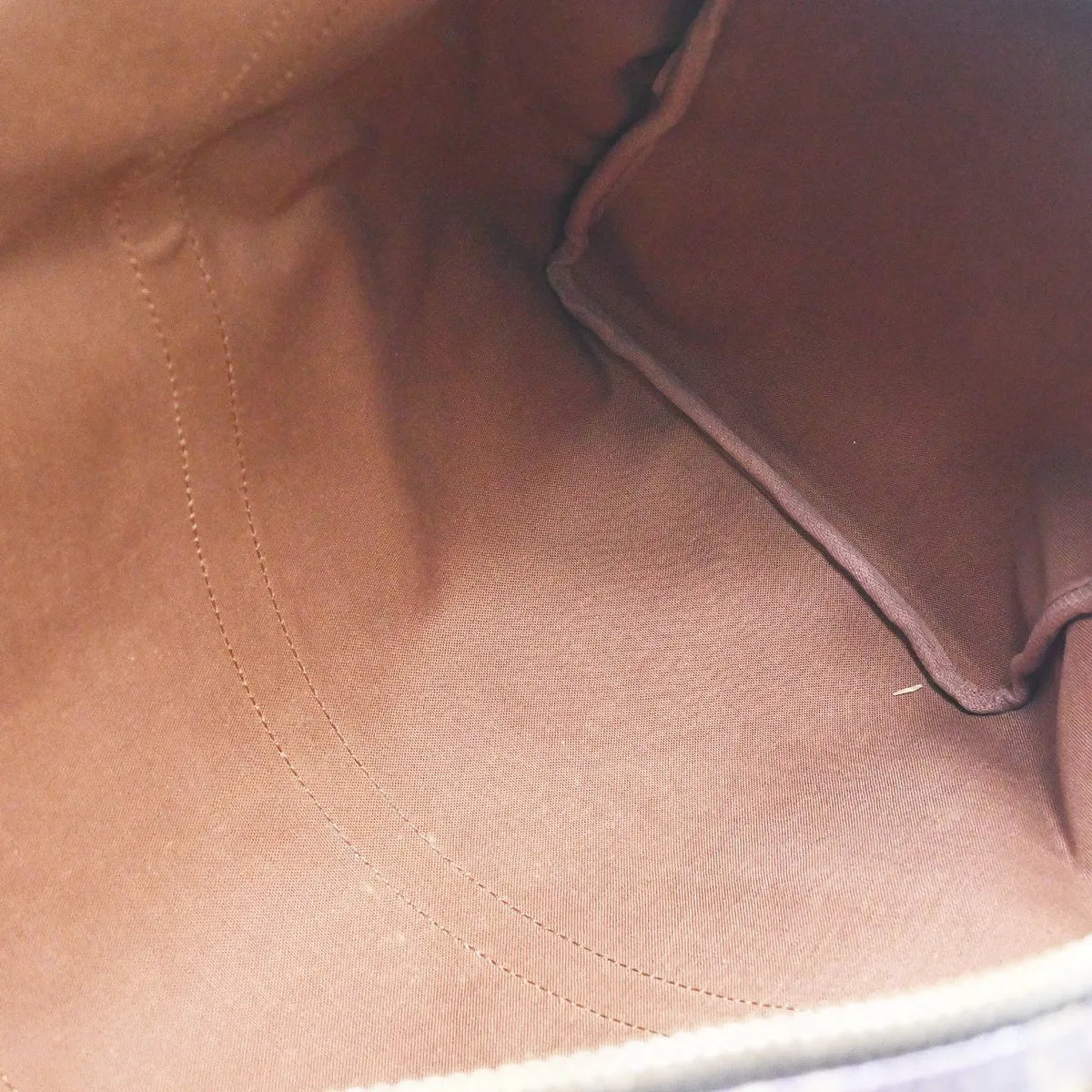 Louis Vuitton Keepall Bag Monogram Canvas Brown Canvas Travel Bag Bag (Pre-Owned)