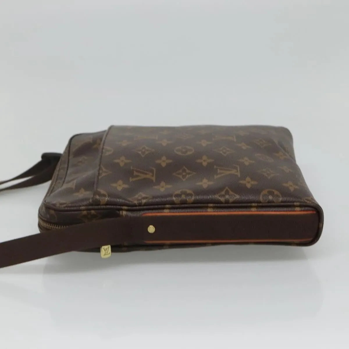 Louis Vuitton Trotteur Beaubourg Monogram Canvas Brown Canvas Shoulder Bag Bag (Pre-Owned)