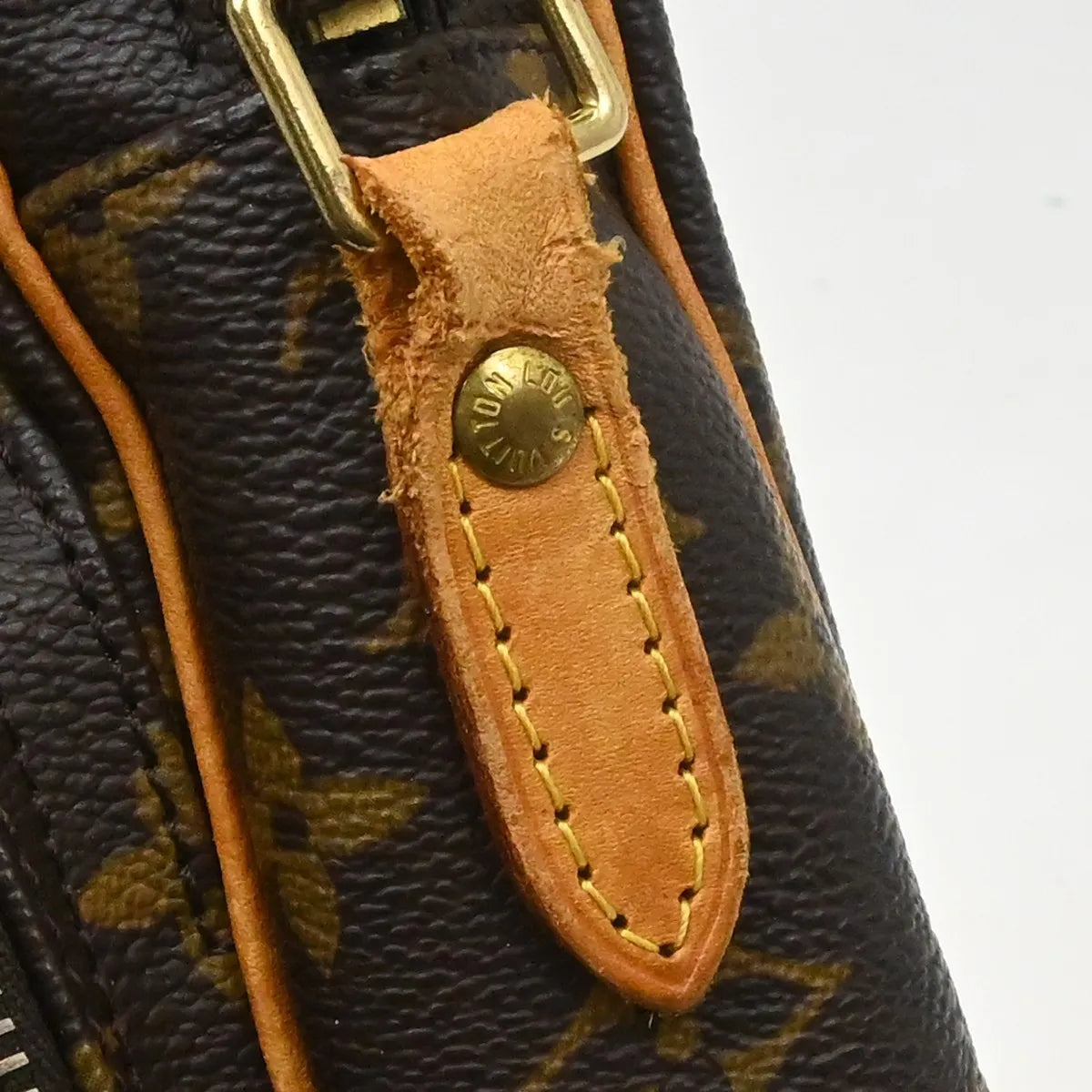 Louis Vuitton Amazone Monogram Canvas Brown Canvas Shoulder Bag Bag (Pre-Owned)