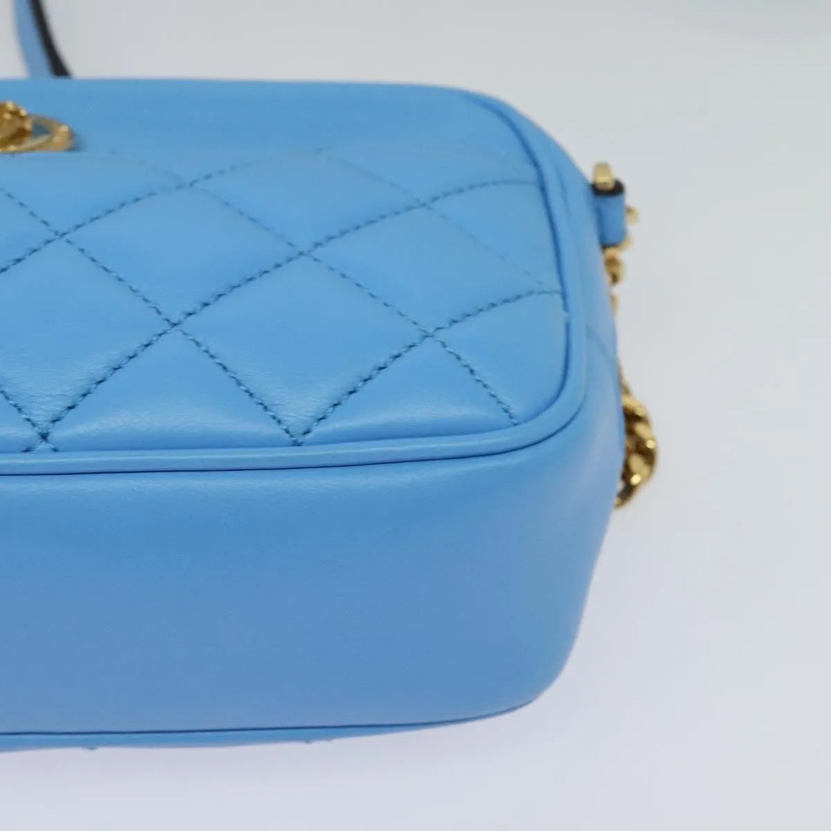 Versace Medusa Icon Front Slip Pocket Camera Quilted Leather Blue Leather Shoulder Bag Bag (Pre-Owned)