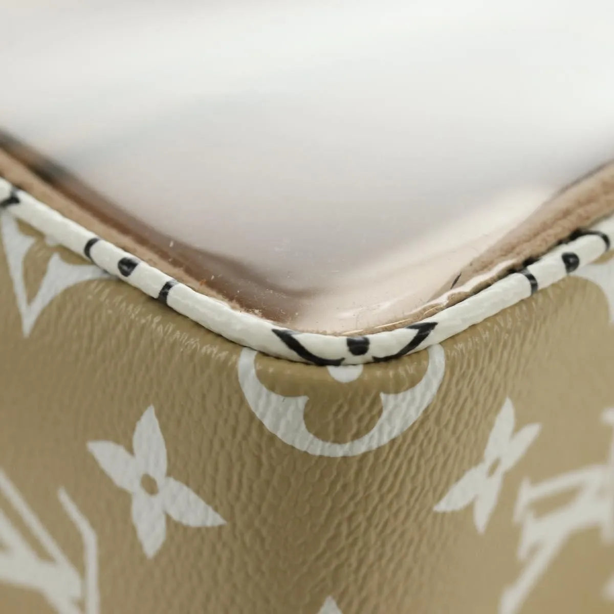 Louis Vuitton Beach Limited Edition Colored Monogram Giant Green Canvas Clutche & Pouche Bag (Pre-Owned)