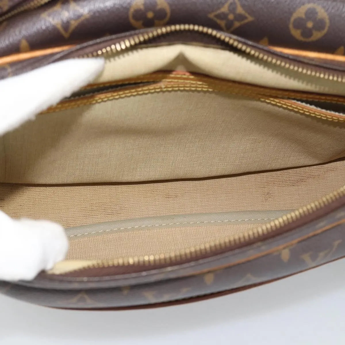 Louis Vuitton Reporter Monogram Brown Canvas Shoulder Bag Bag (Pre-Owned)