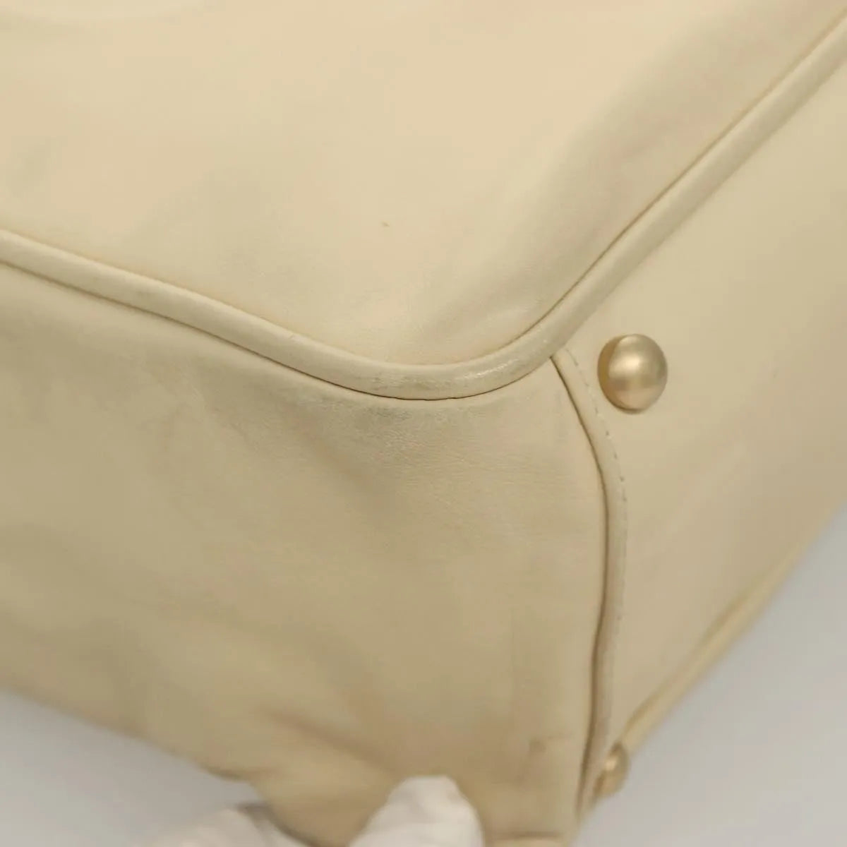 Chanel Camellia Tote Leather Beige Leather Tote Bag Bag (Pre-Owned)