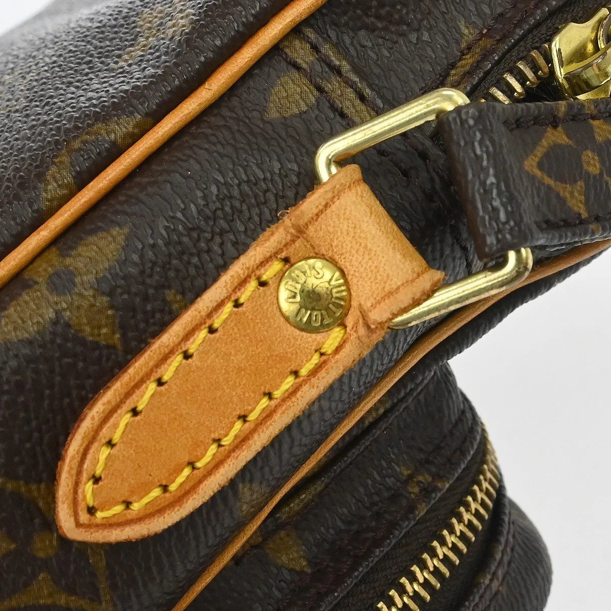 Louis Vuitton Amazone Monogram Canvas Brown Canvas Shoulder Bag Bag (Pre-Owned)