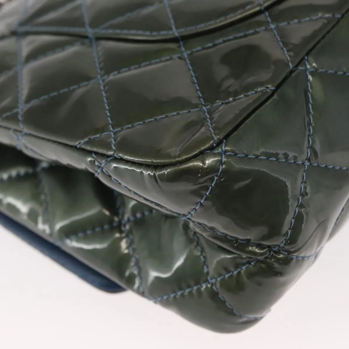 Chanel Reissue 2.55 Flap Quilted Patent Green Patent_Leather Shoulder Bag Bag (Pre-Owned)