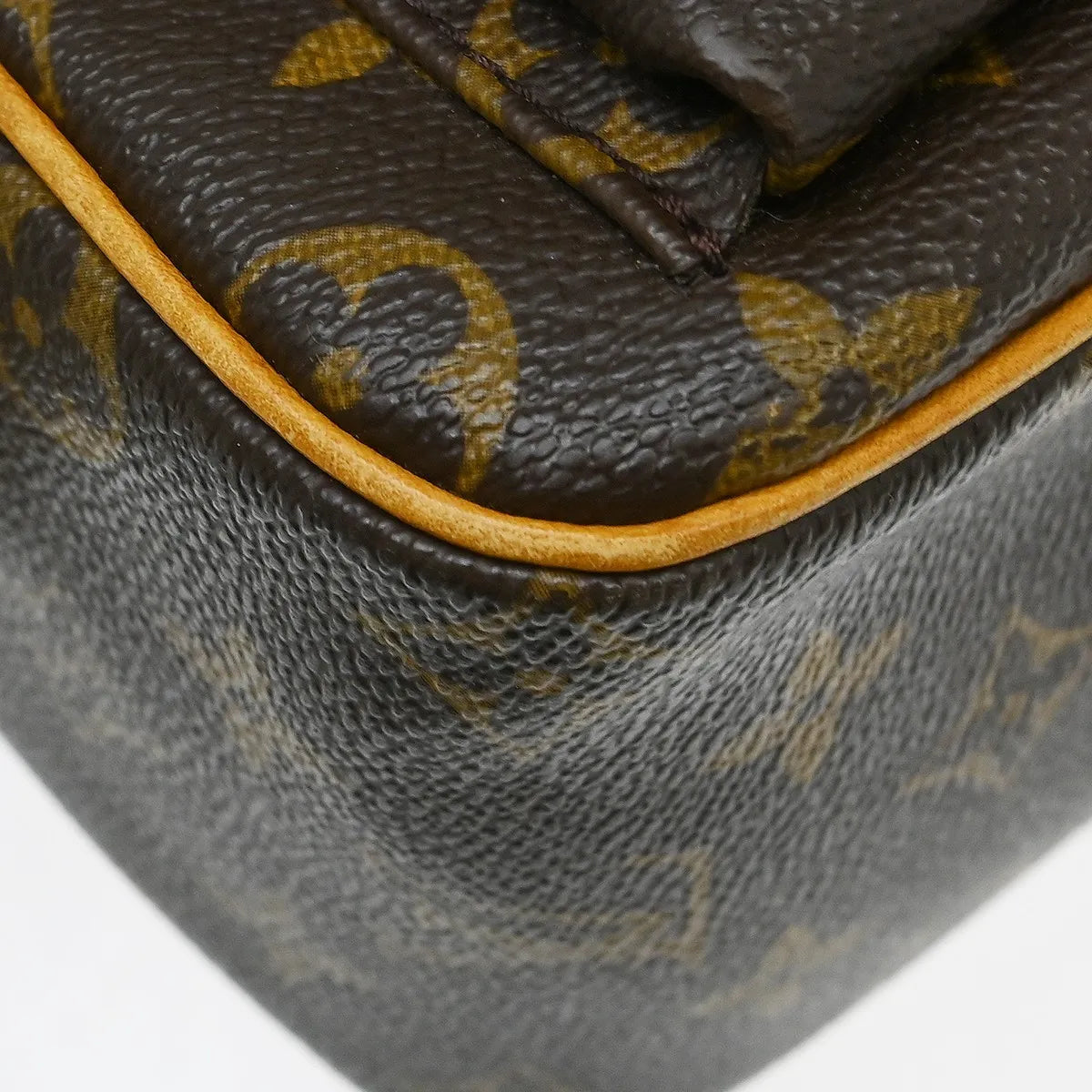 Louis Vuitton Viva Cite Monogram Canvas Brown Canvas Shoulder Bag Bag (Pre-Owned)