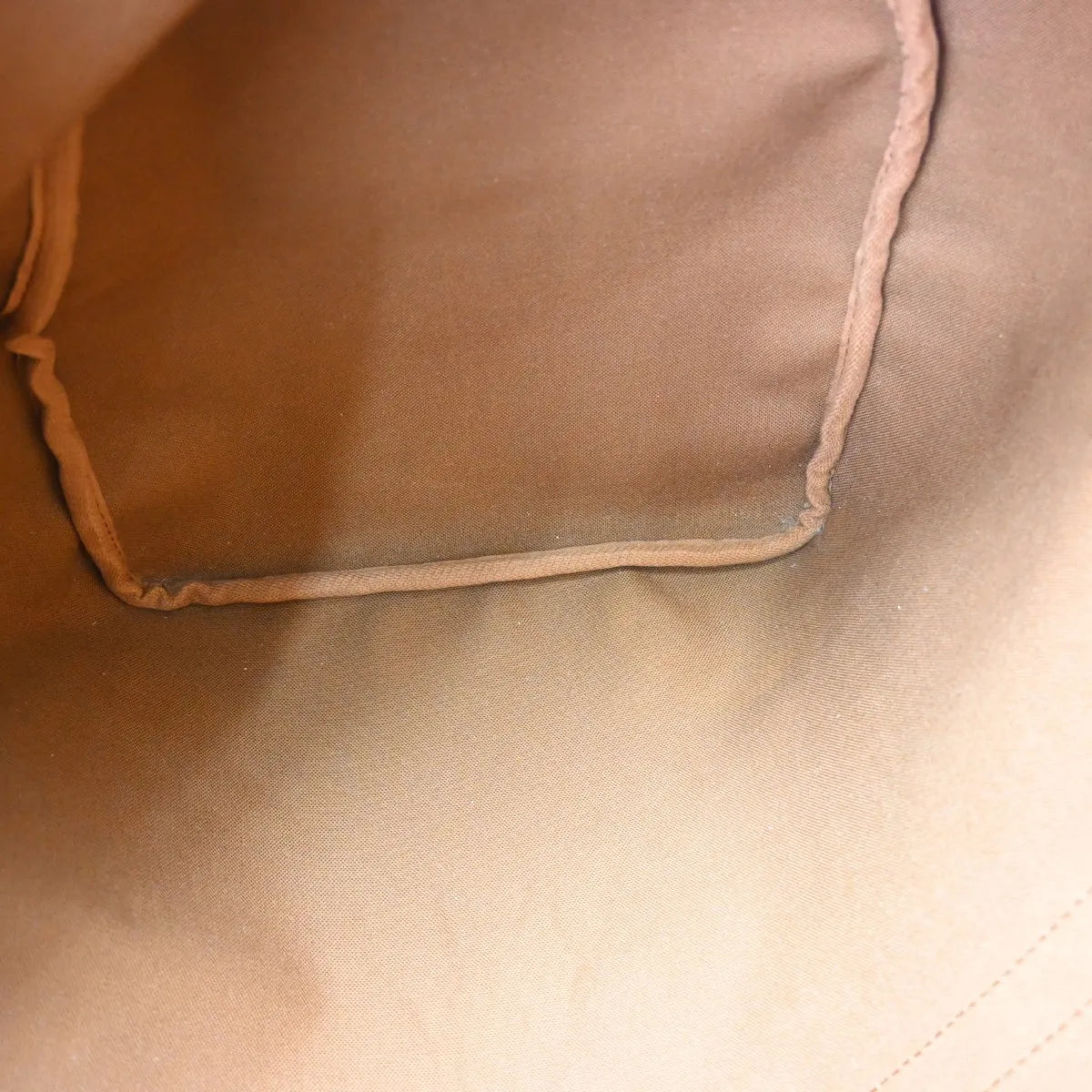 Louis Vuitton Keepall Monogram Canvas Brown Canvas Travel Bag Bag (Pre-Owned)