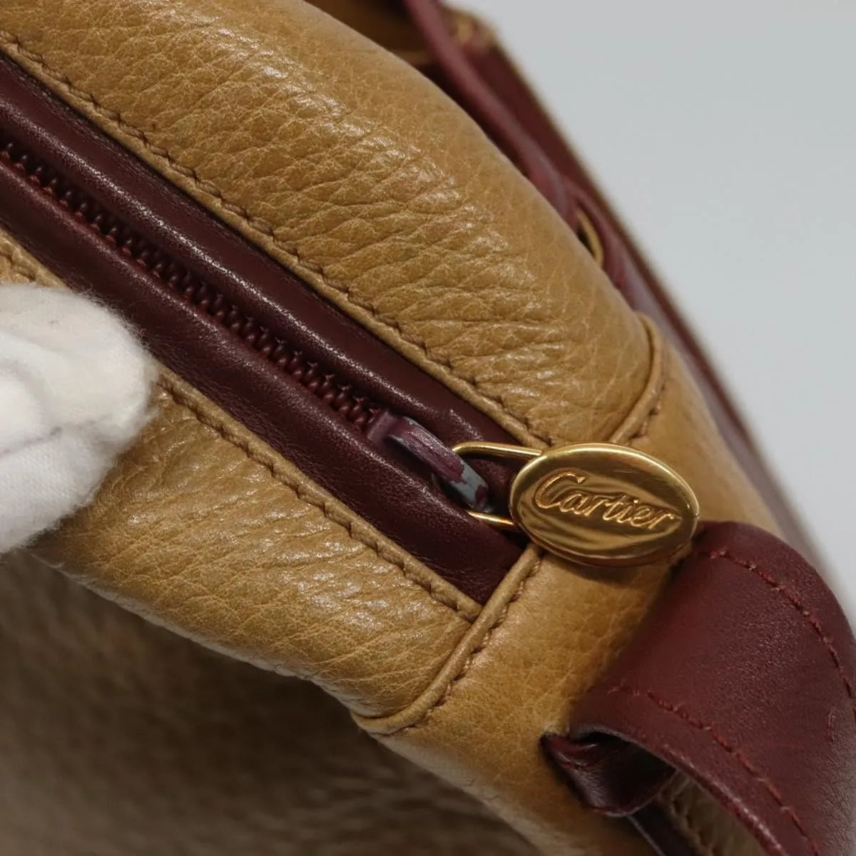 Cartier Tasseled Must De Cartier Leather Beige Leather Shoulder Bag Bag (Pre-Owned)