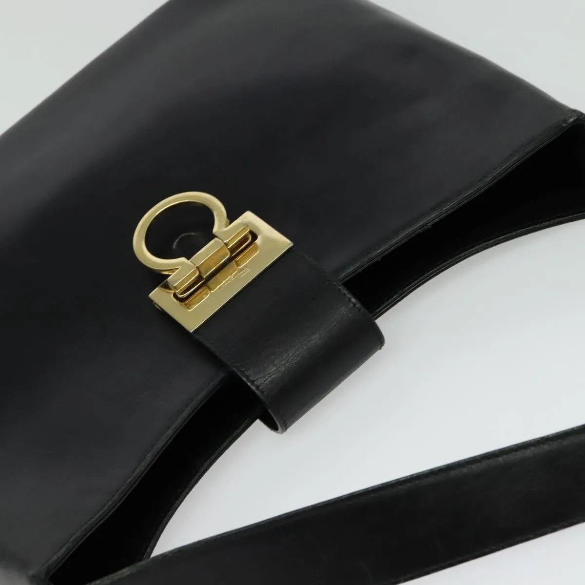 Salvatore Ferragamo Gancio Flap Hobo Leather Black Leather Shoulder Bag Bag (Pre-Owned)