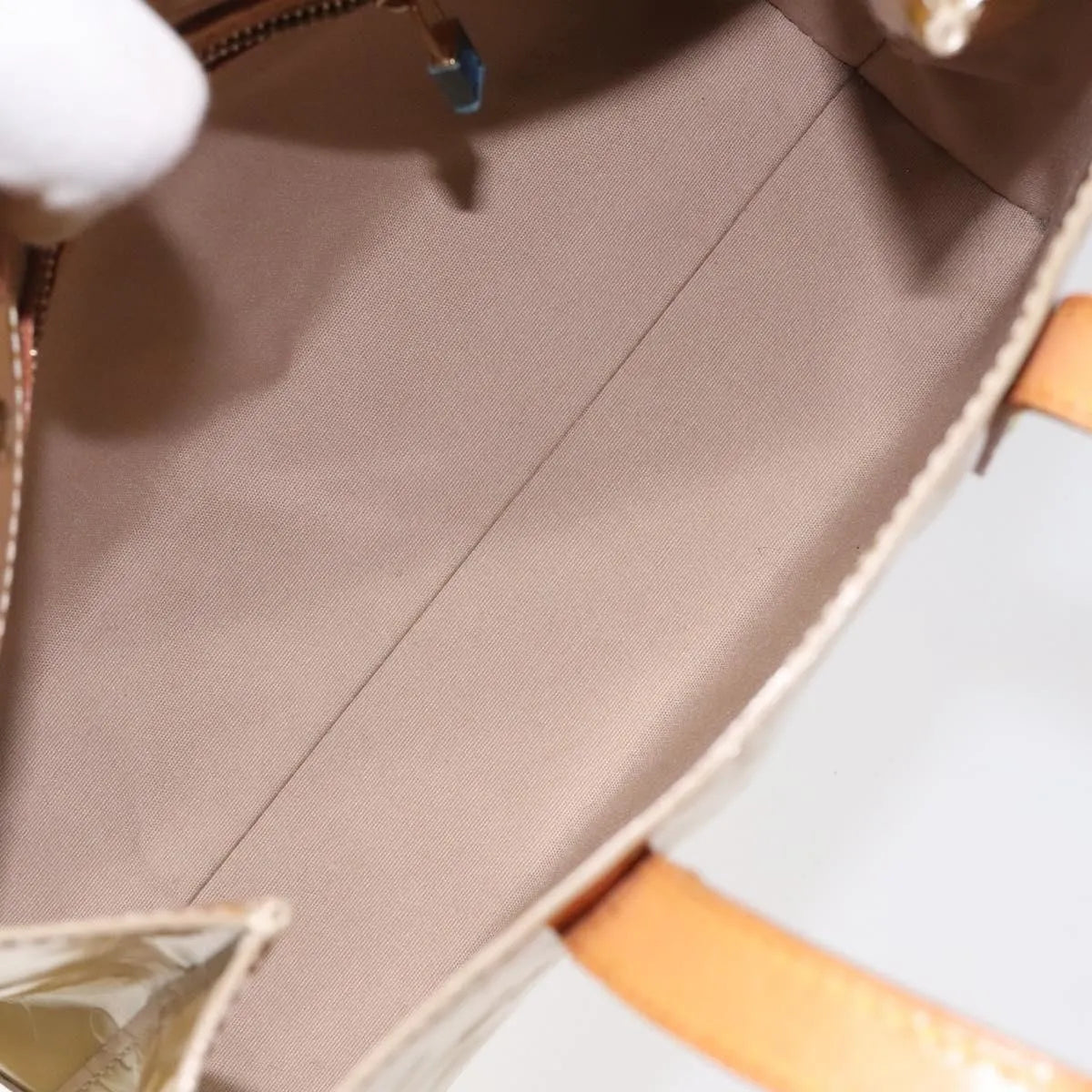 Louis Vuitton Reade Monogram Vernis Beige Patent_Leather Handbag (Pre-Owned)