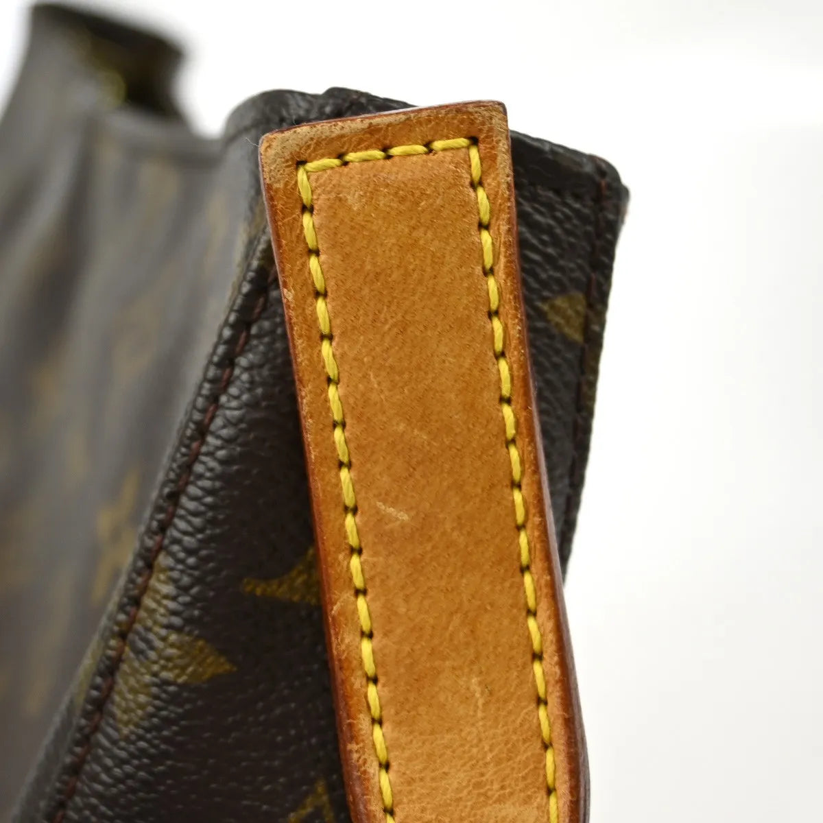 Louis Vuitton Monogram Looping Monogram Canvas Brown Canvas Shoulder Bag Bag (Pre-Owned)