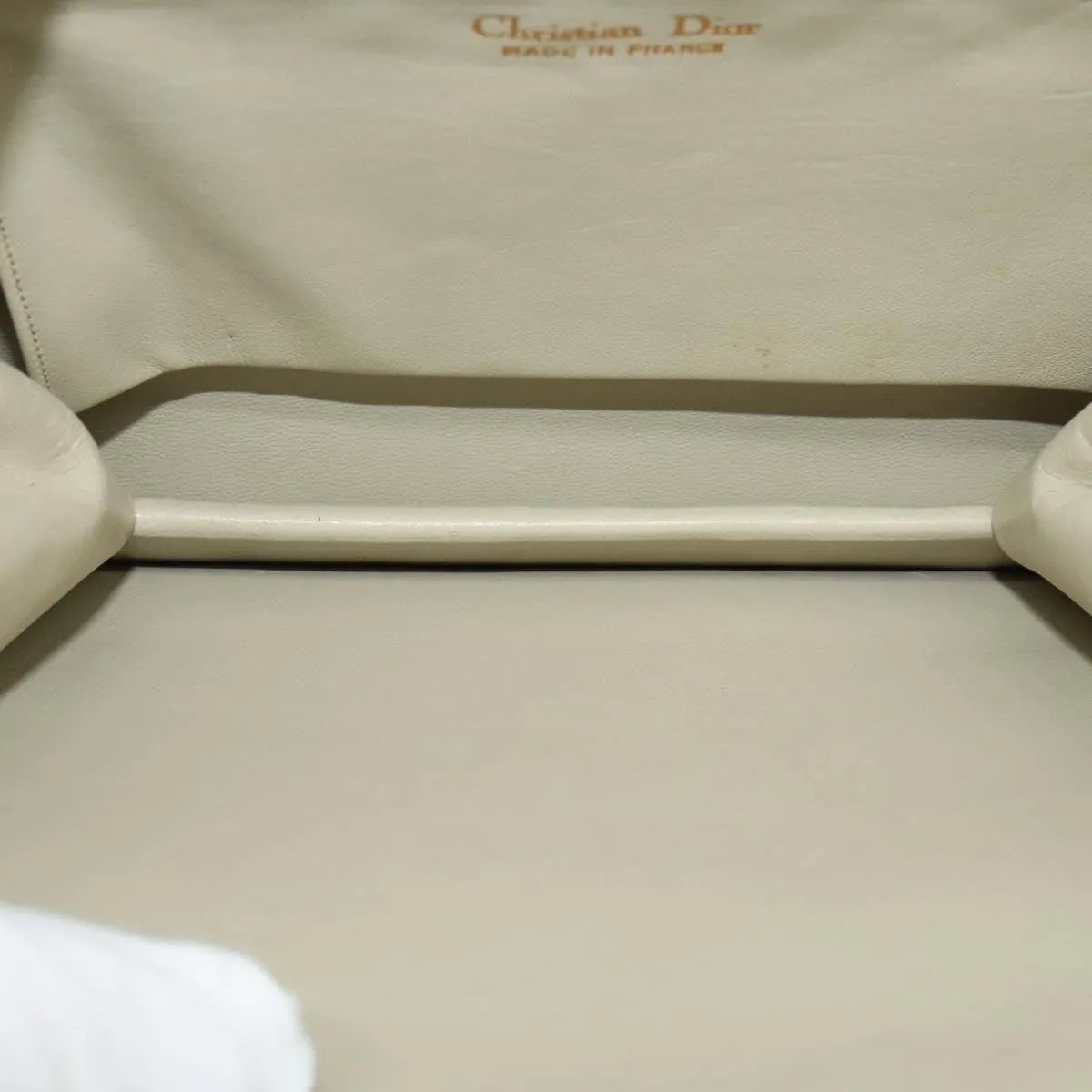 Christian Dior Vintage Leather Beige Leather Shoulder Bag Bag (Pre-Owned)
