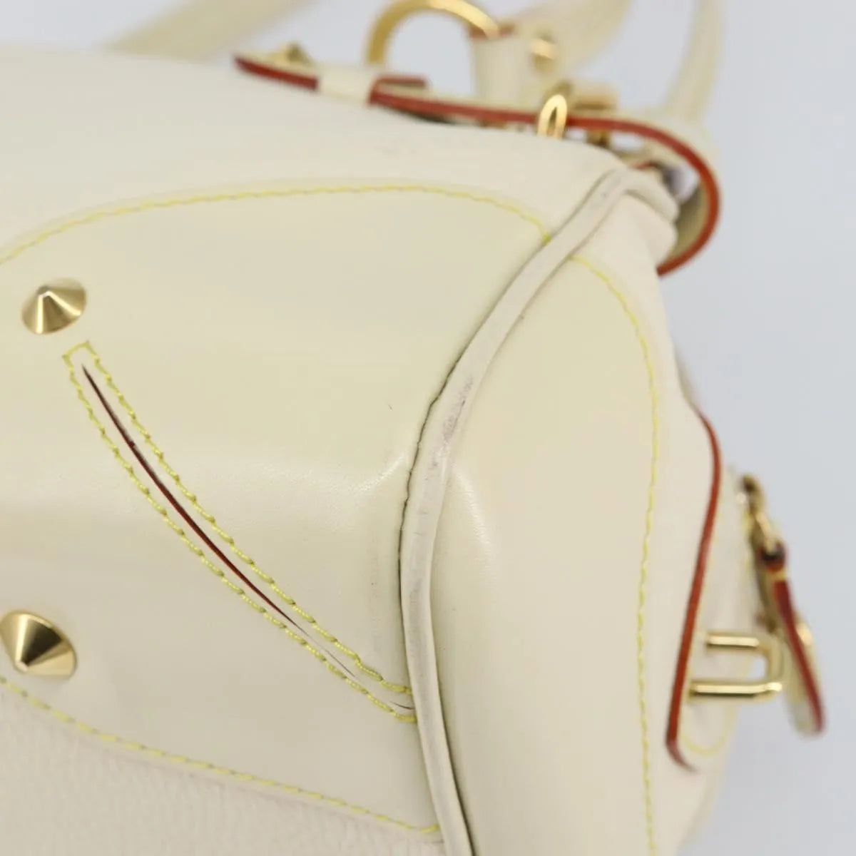Louis Vuitton Suhali Le Radieux Leather White Leather Handbag (Pre-Owned)