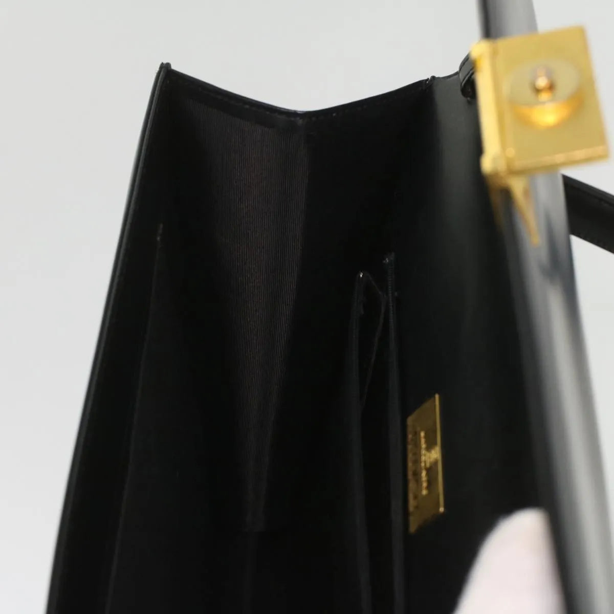 Givenchy Vintage 4G Leather Black Leather Handbag (Pre-Owned)
