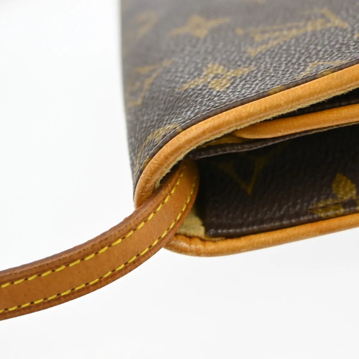 Louis Vuitton Twin Handbag Monogram Canvas Brown Canvas Clutche & Pouche Bag (Pre-Owned)