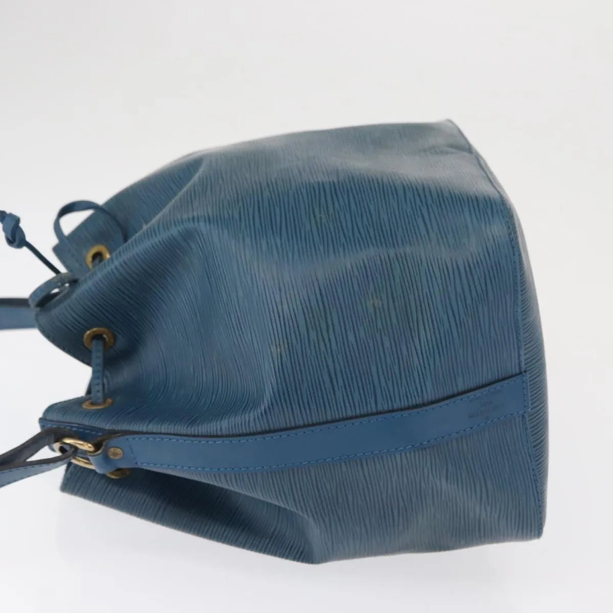 Louis Vuitton Petit Noe Epi Leather Blue Leather Shoulder Bag Bag (Pre-Owned)