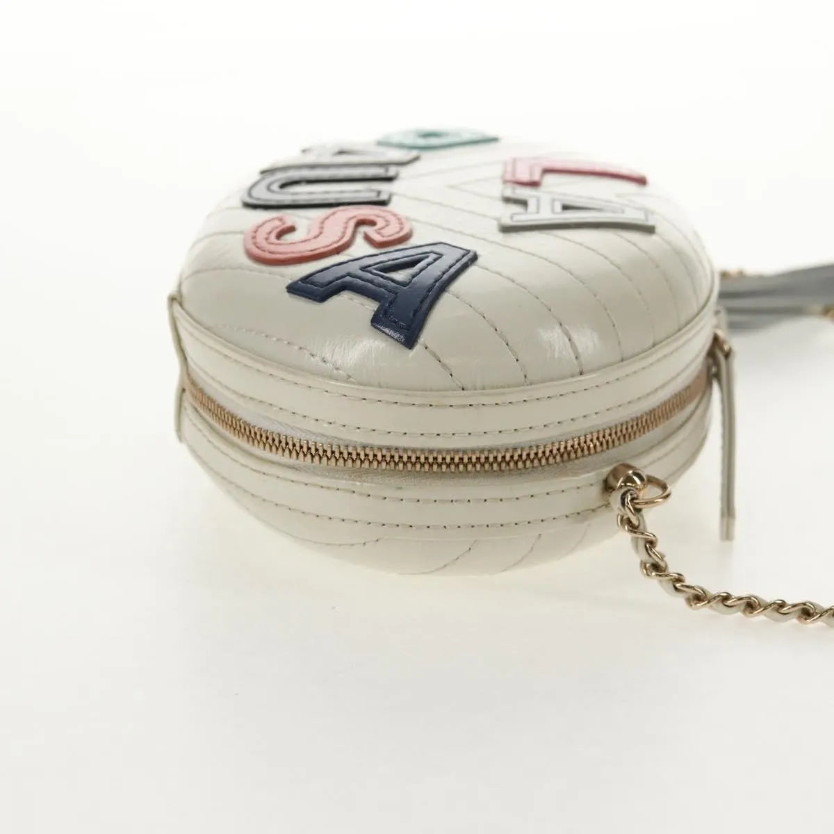 Chanel La Pausa Evening Chevron Lambskin With Applique White Leather Shoulder Bag Bag (Pre-Owned)
