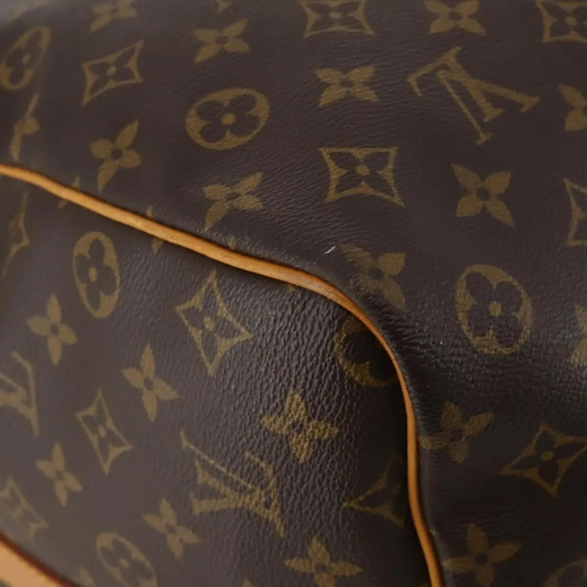 Louis Vuitton Keepall Bandoulière Monogram Brown Canvas Travel Bag Bag (Pre-Owned)