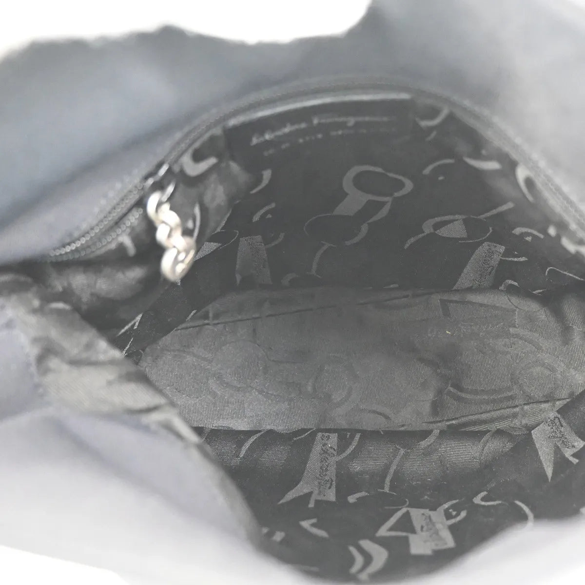 Salvatore Ferragamo Vara Nylon Black Nylon Shoulder Bag Bag (Pre-Owned)