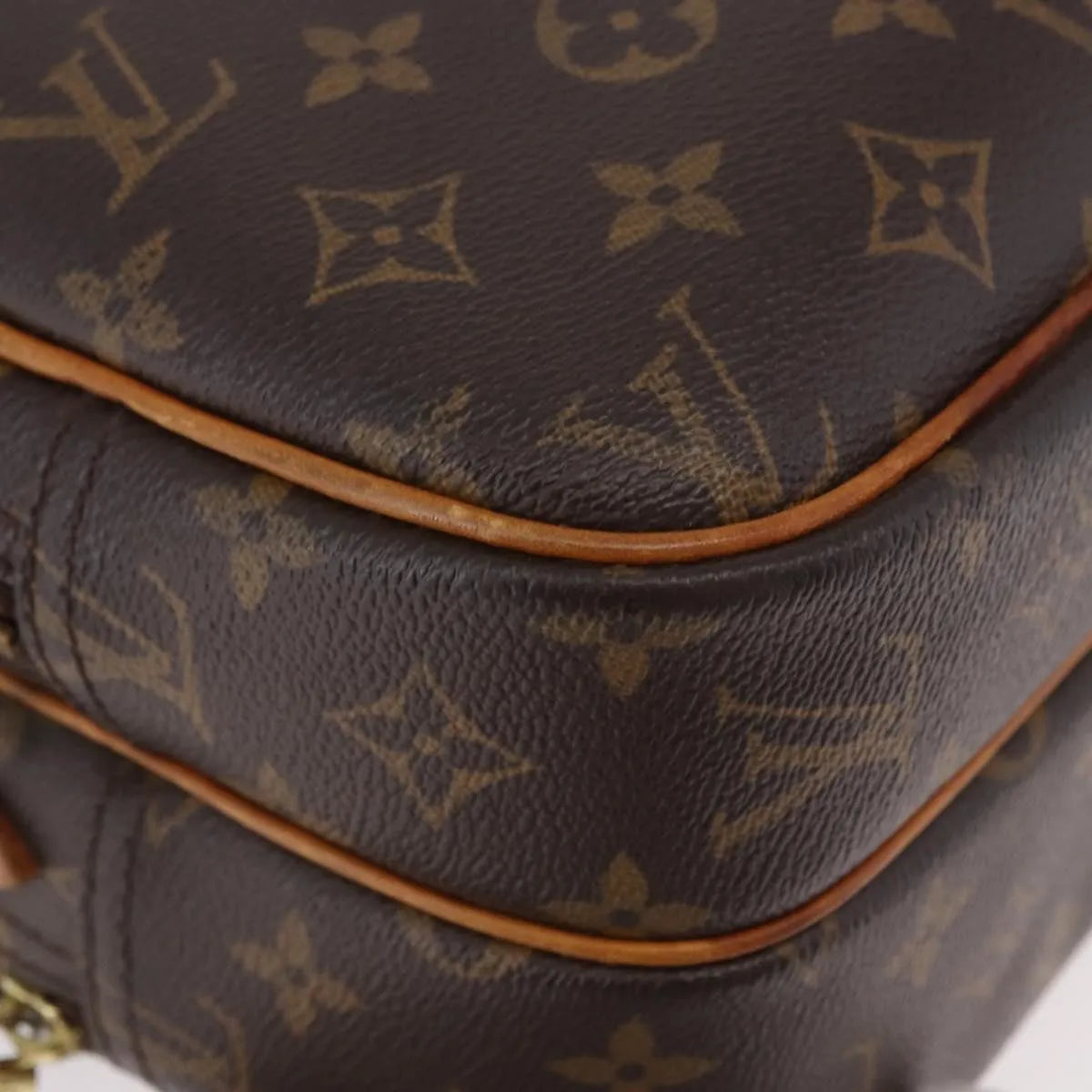 Louis Vuitton Reporter Monogram Brown Canvas Shoulder Bag Bag (Pre-Owned)