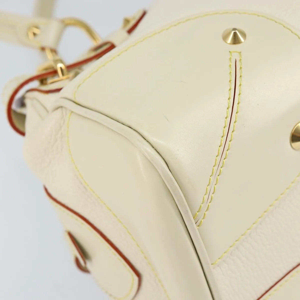 Louis Vuitton Suhali Le Radieux Leather White Leather Handbag (Pre-Owned)
