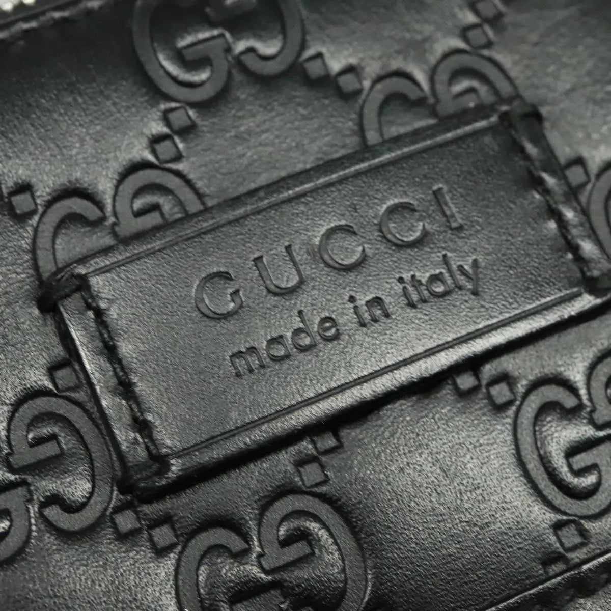 Gucci Signature Zip Messenger Guccissima Leather Black Leather Shoulder Bag Bag (Pre-Owned)