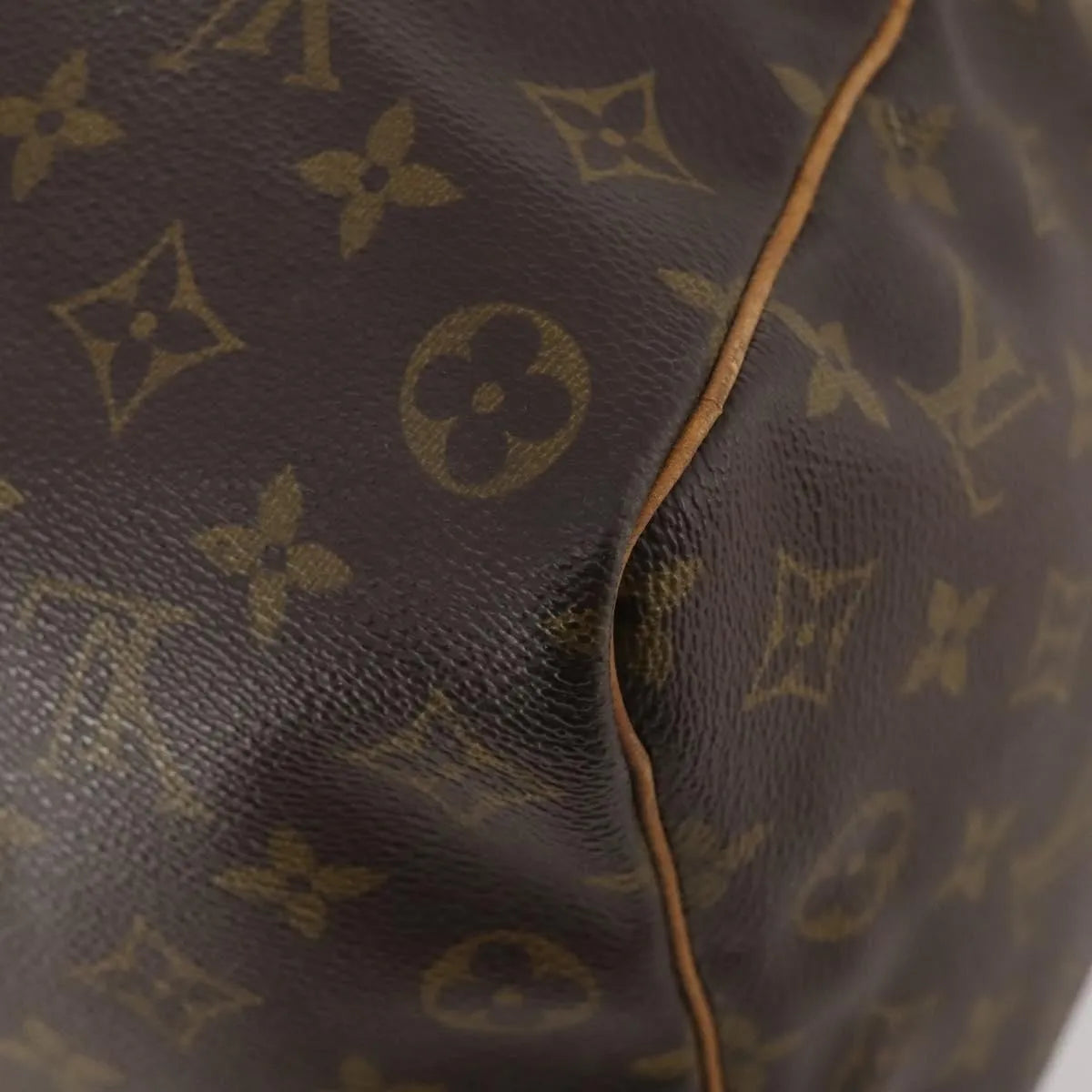 Louis Vuitton Keepall Monogram Canvas Brown Canvas Travel Bag Bag (Pre-Owned)