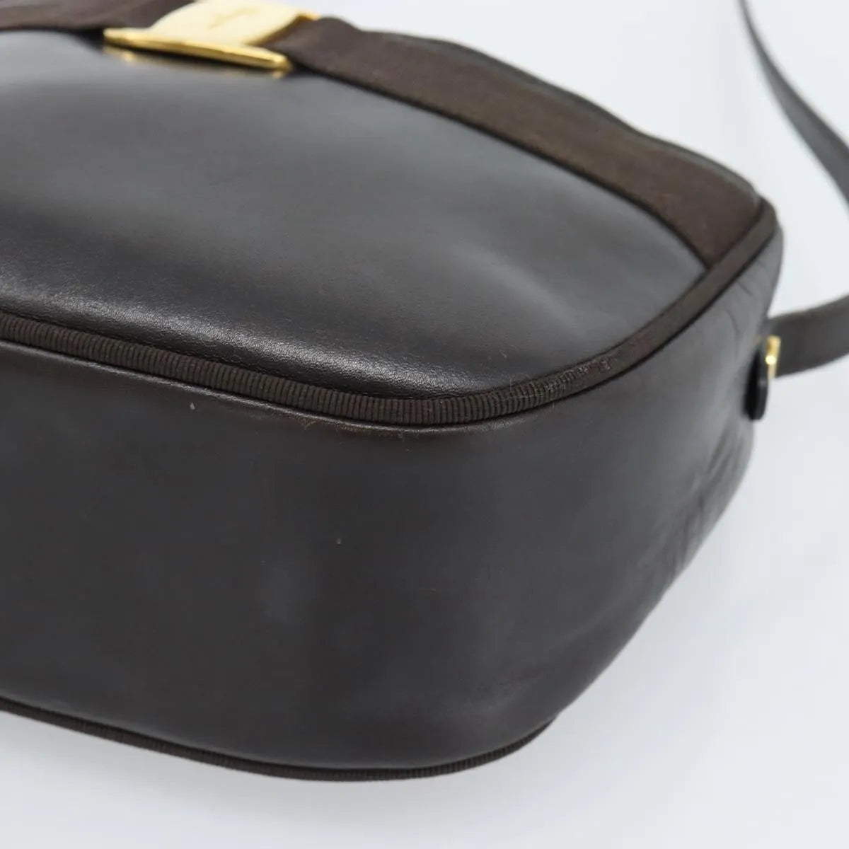 Salvatore Ferragamo Vala Leather Brown Leather Shoulder Bag Bag (Pre-Owned)