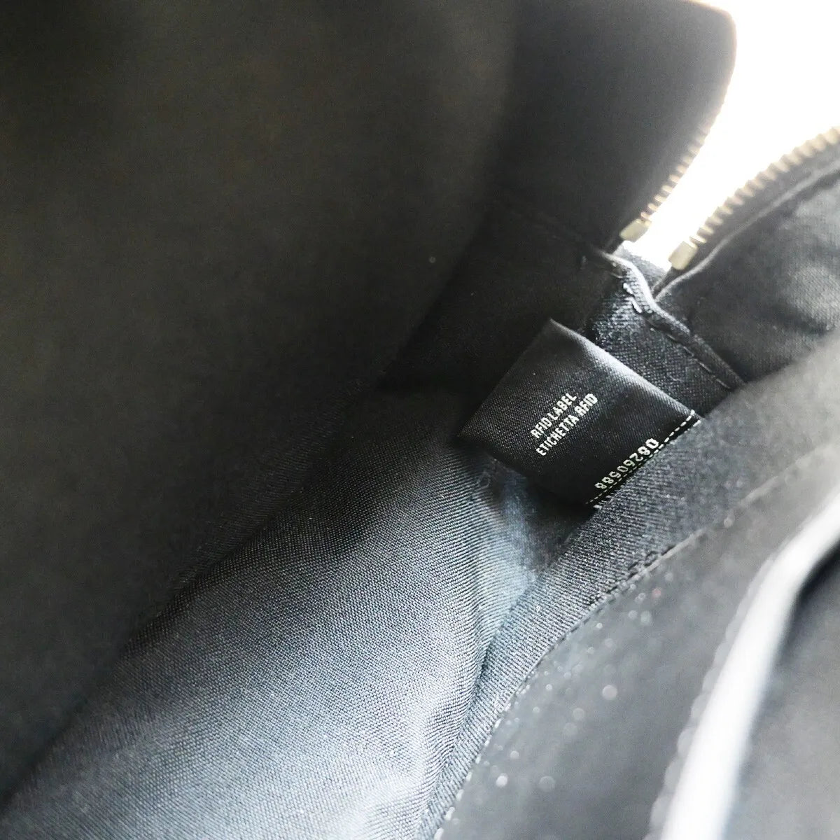 Fendi Camera Zucca Embossed Leather Black Leather Handbag (Pre-Owned)