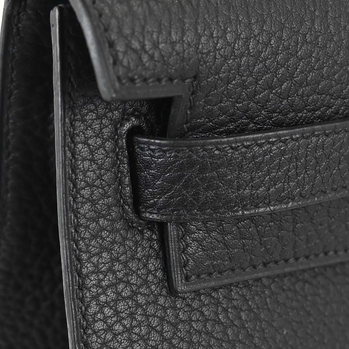 Hermes Kelly Black Ardennes With Gold Hardware Black Leather Handbag (Pre-Owned)