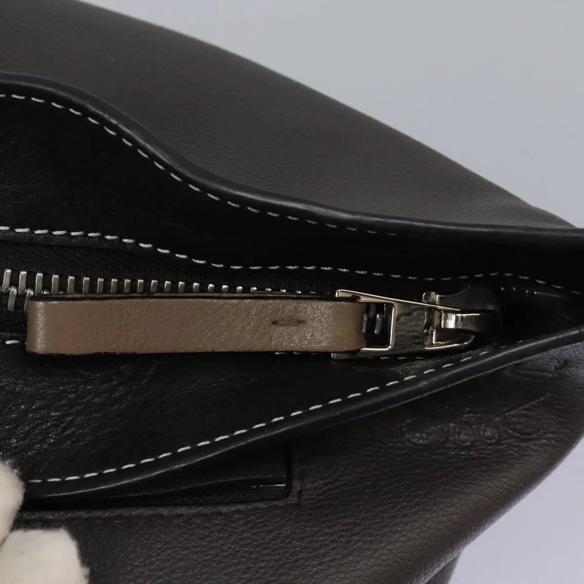 Loewe Anton Sling Bag Leather Gray Leather Backpack Bag (Pre-Owned)