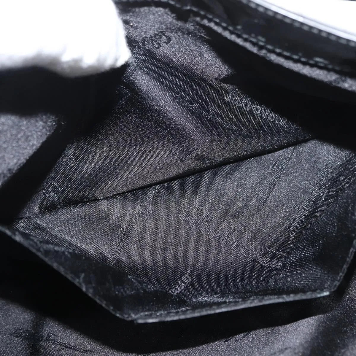 Salvatore Ferragamo Gancini Shoulder Bag Patent Leather Black Patent_Leather Shoulder Bag Bag (Pre-Owned)
