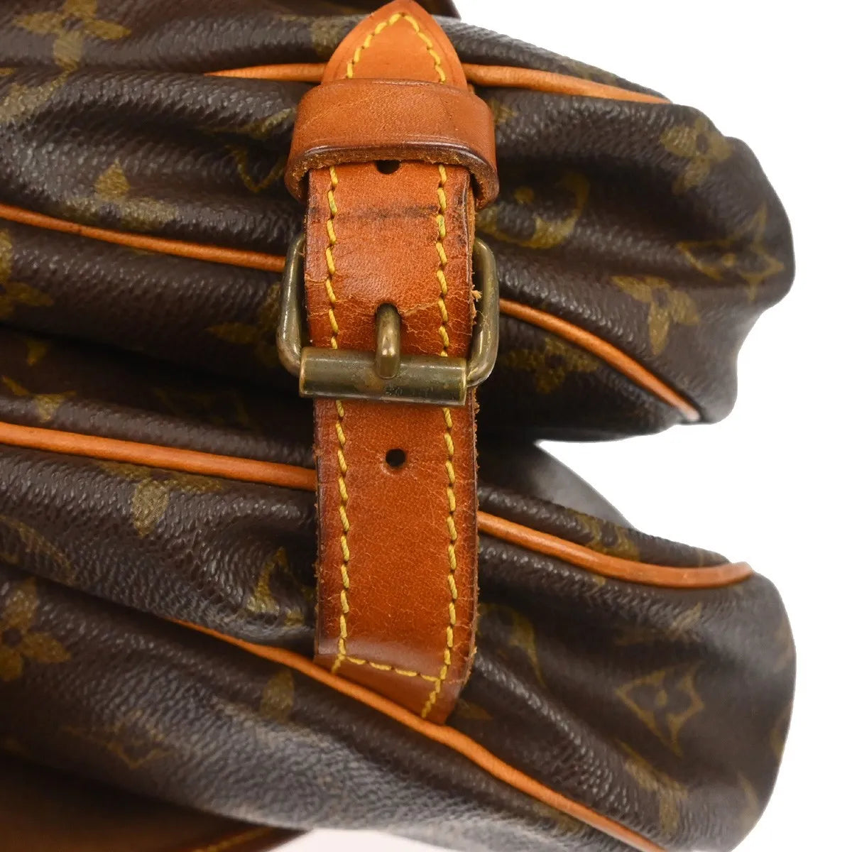 Louis Vuitton Saumur Monogram Canvas Brown Canvas Shoulder Bag Bag (Pre-Owned)