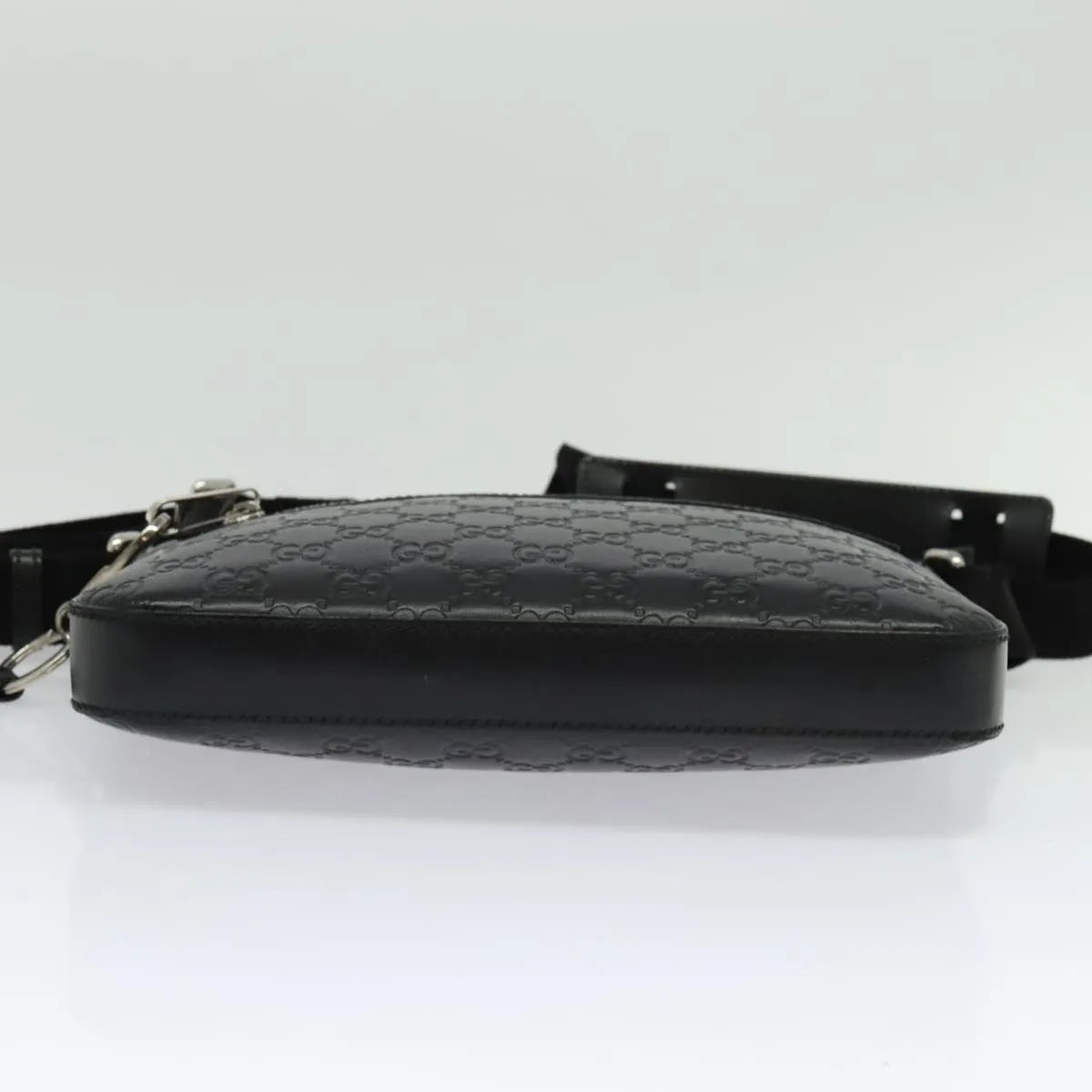 Gucci Signature Zip Messenger Guccissima Leather Black Leather Shoulder Bag Bag (Pre-Owned)